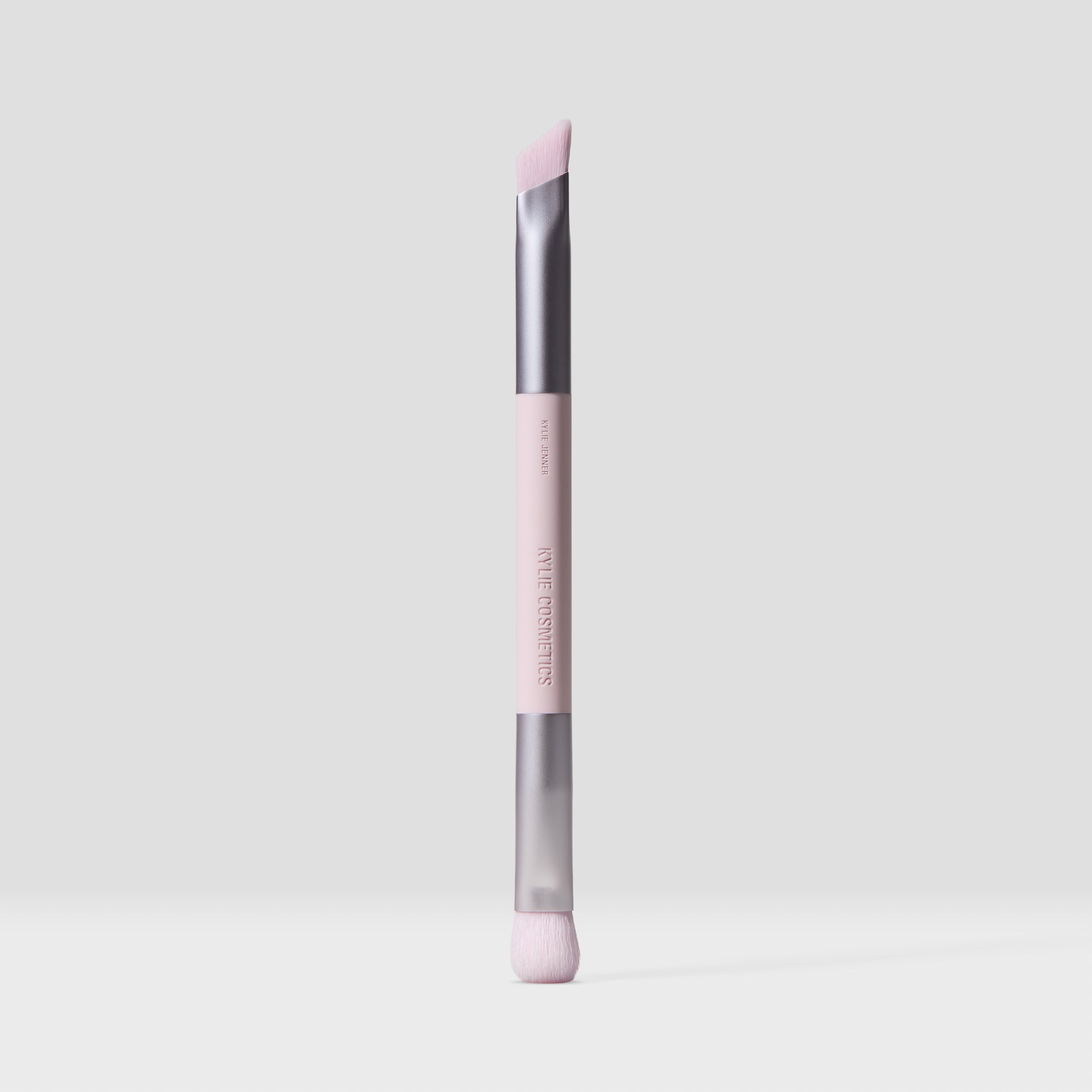 Precise Sculpting Complexion Brush 05